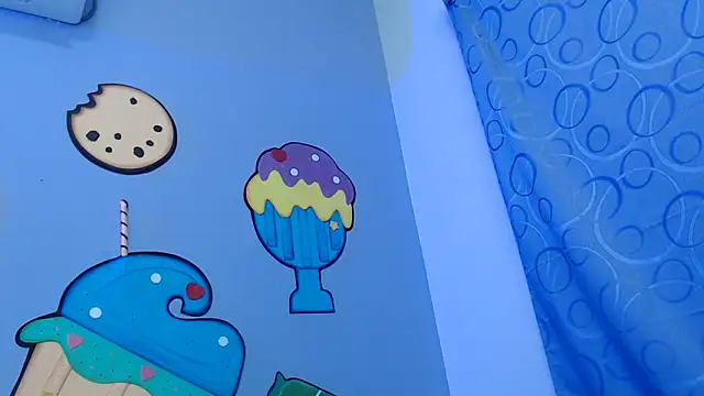 skinnykalitzo18 online show from February 16, 2:27 pm