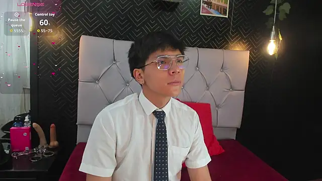 Thiago Kozak online show from October 28, 1:10 pm