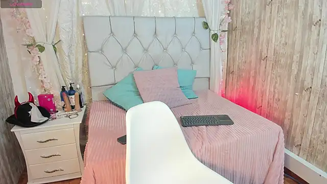 Thiago Kozak online show from November 18, 2:16 am