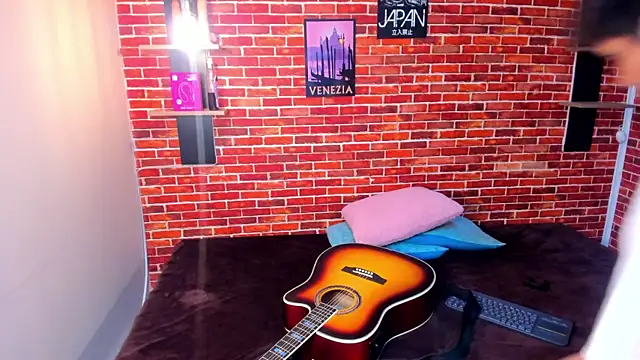 Snapshot of Thiago_Kozak chatting on June 6, 1:38 pm Thiago Kozak online show from June 6, 1:38 pm