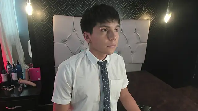 Thiago Kozak online show from February 25, 12:27 pm