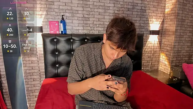Thiago Kozak online show from April 18, 8:09 pm