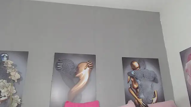 Snapshot of AntonellaBlanc chatting on June 26, 4:46 pm AntonellaBlanc online show from June 26, 4:46 pm