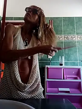 LunaNatural online show from November 20, 7:03 pm