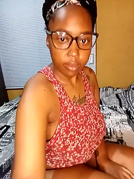 PreggyBunny online show from October 18, 10:45 pm
