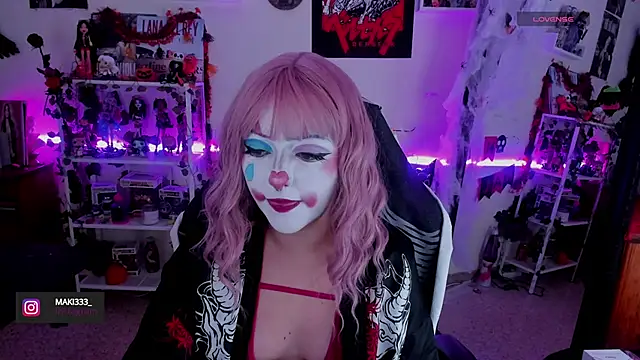 Makii 33 online show from October 26, 1:50 am