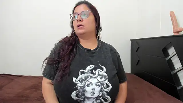 Snapshot of from_heaven1 chatting on November 24, 7:14 pm from heaven1 online show from November 24, 7:14 pm