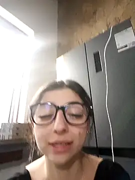 Snapshot of anntonella_watson chatting on February 27, 11:37 pm anntonella watson online show from February 27, 11:37 pm