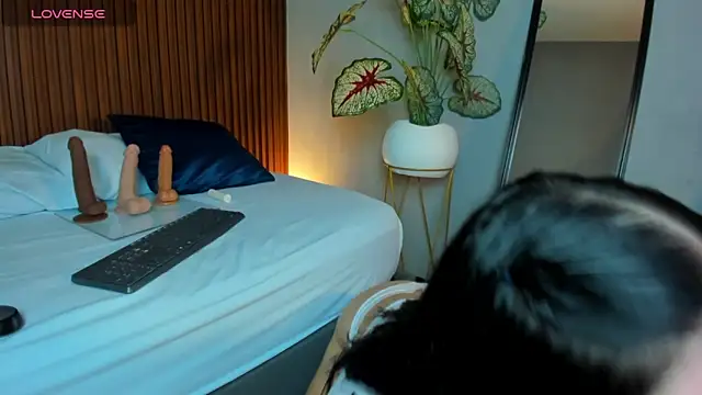 cristina gallardo online show from March 7, 2:18 am