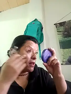 Hanna Kieran online show from October 10, 3:35 pm