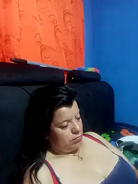 Hanna Kieran online show from November 28, 10:48 am