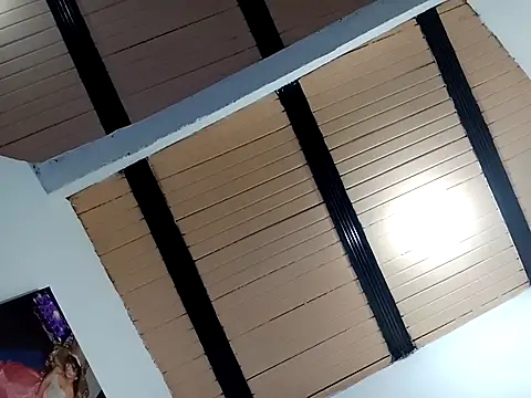 Hanna Kieran online show from October 2, 3:32 am