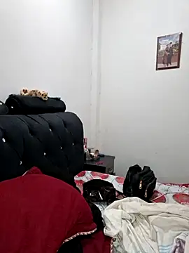 Hanna Kieran online show from October 21, 3:44 pm