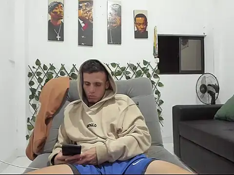 Latins Boss online show from March 22, 5:21 am