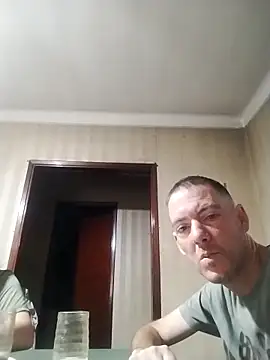 elpolaquin online show from February 9, 1:58 am