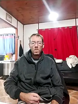 elpolaquin online show from June 2, 9:04 pm