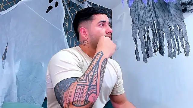 king falconer online show from October 23, 3:38 am