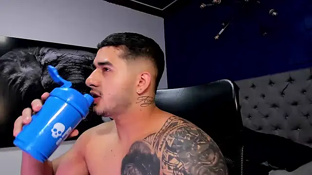 king falconer online show from December 19, 12:58 am