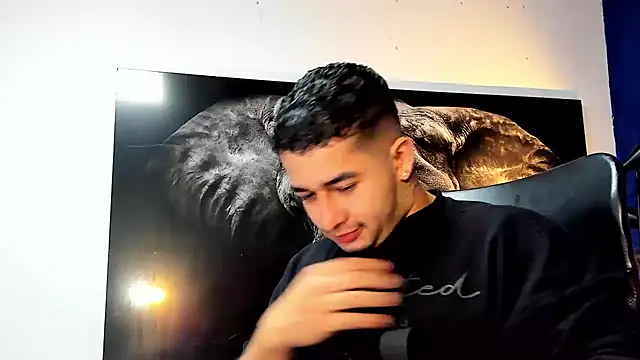 king falconer online show from November 26, 3:17 am