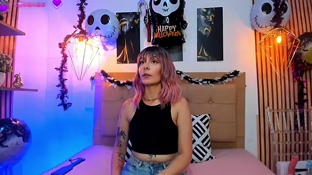 alesziarose online show from October 17, 7:48 pm
