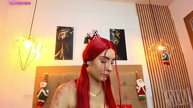 alesziarose online show from November 30, 7:47 pm