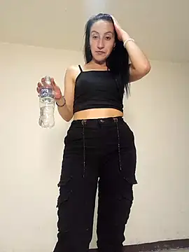 Oriana111 online show from October 6, 3:40 am