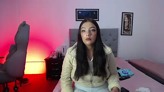 Esmeraldaa- online show from November 11, 4:07 am