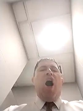 BigCristh79 online show from October 26, 9:59 pm