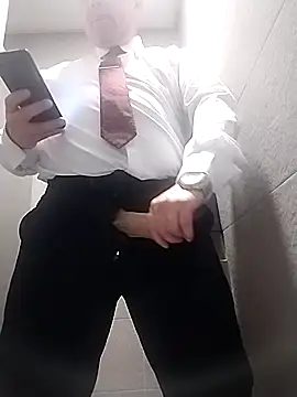 BigCristh79 online show from October 26, 2:01 am