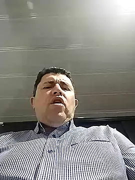 Snapshot of BigCristh79 chatting on October 8, 8:42 pm BigCristh79 online show from October 8, 8:42 pm