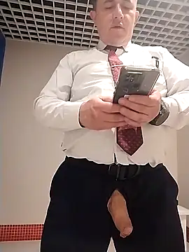 BigCristh79 online show from March 13, 6:07 am