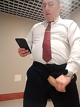 BigCristh79 online show from December 5, 4:00 am