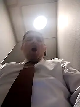 BigCristh79 online show from November 17, 5:06 pm