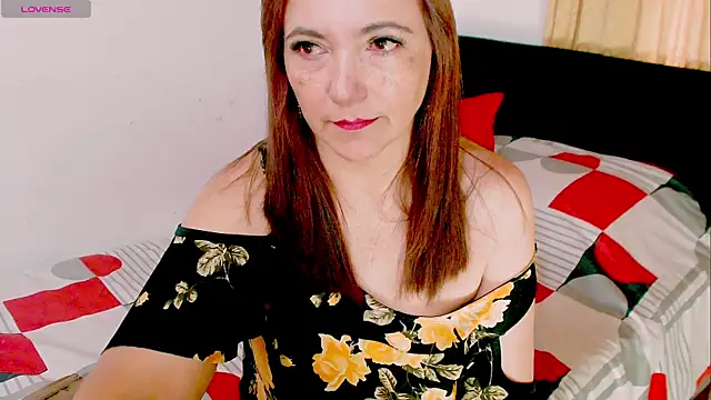 Kendraline1 online show from April 23, 9:27 pm