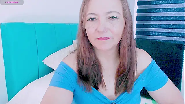 Snapshot of Kendraline1 chatting on June 10, 4:41 pm Kendraline1 online show from June 10, 4:41 pm