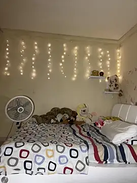 Snapshot of effie_castroo chatting on October 3, 1:42 am effie castroo online show from October 3, 1:42 am