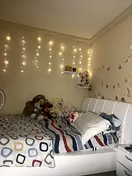 Snapshot of effie_castroo chatting on September 30, 1:33 am effie castroo online show from September 30, 1:33 am