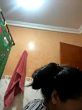 Snapshot of effie_castroo chatting on October 26, 3:40 am effie castroo online show from October 26, 3:40 am