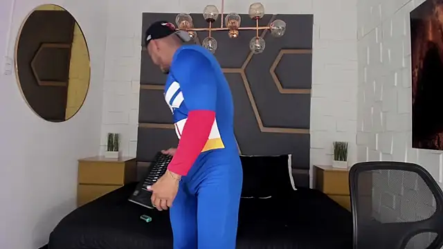 magnusclark online show from September 17, 7:38 pm