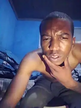 Snapshot of Taydoo883 chatting on February 26, 12:54 am Taydoo883 online show from February 26, 12:54 am