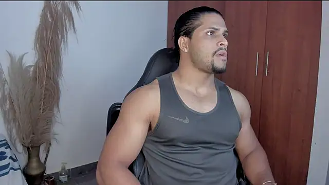 Snapshot of Evansdark1 chatting on June 26, 11:21 pm Evansdark1 online show from June 26, 11:21 pm