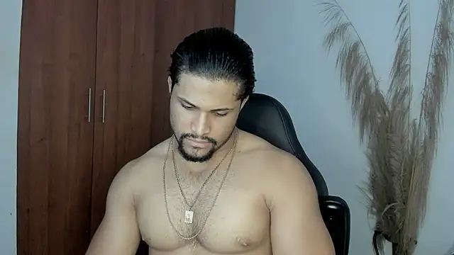 Snapshot of Evansdark1 chatting on July 25, 11:22 pm Evansdark1 online show from July 25, 11:22 pm