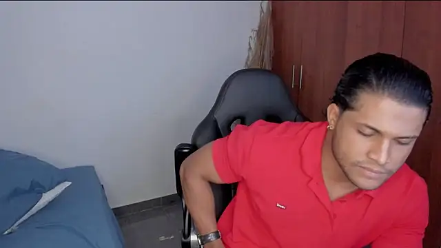 Evansdark1 online show from April 13, 11:09 pm