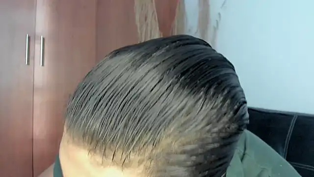 Evansdark1 online show from December 3, 9:47 pm