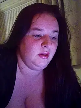 Snapshot of Curvaceouscarla chatting on October 6, 8:20 pm Curvaceouscarla online show from October 6, 8:20 pm