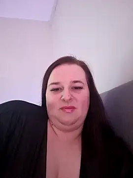 Snapshot of Curvaceouscarla chatting on January 15, 2:09 pm Curvaceouscarla online show from January 15, 2:09 pm