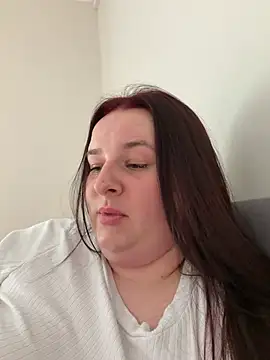 Snapshot of Curvaceouscarla chatting on July 1, 12:38 pm Curvaceouscarla online show from July 1, 12:38 pm