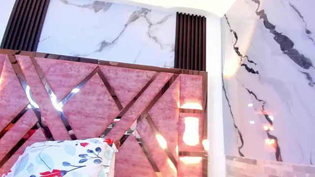 kandy bronw online show from April 16, 1:50 am