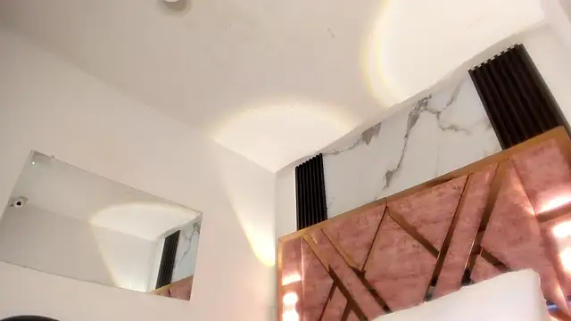 kandy bronw online show from September 21, 1:44 am