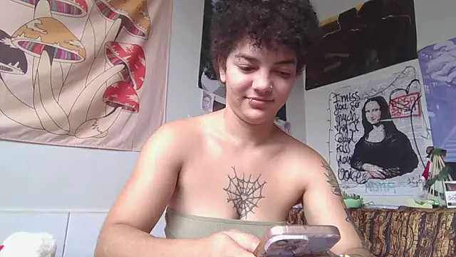 CamillyBlum online show from April 20, 3:35 pm